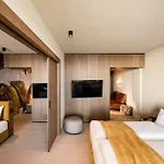Hotel Stroblhof Garda Active Family Gargnano