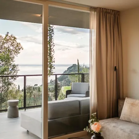 Stroblhof Garda Active Family 5*